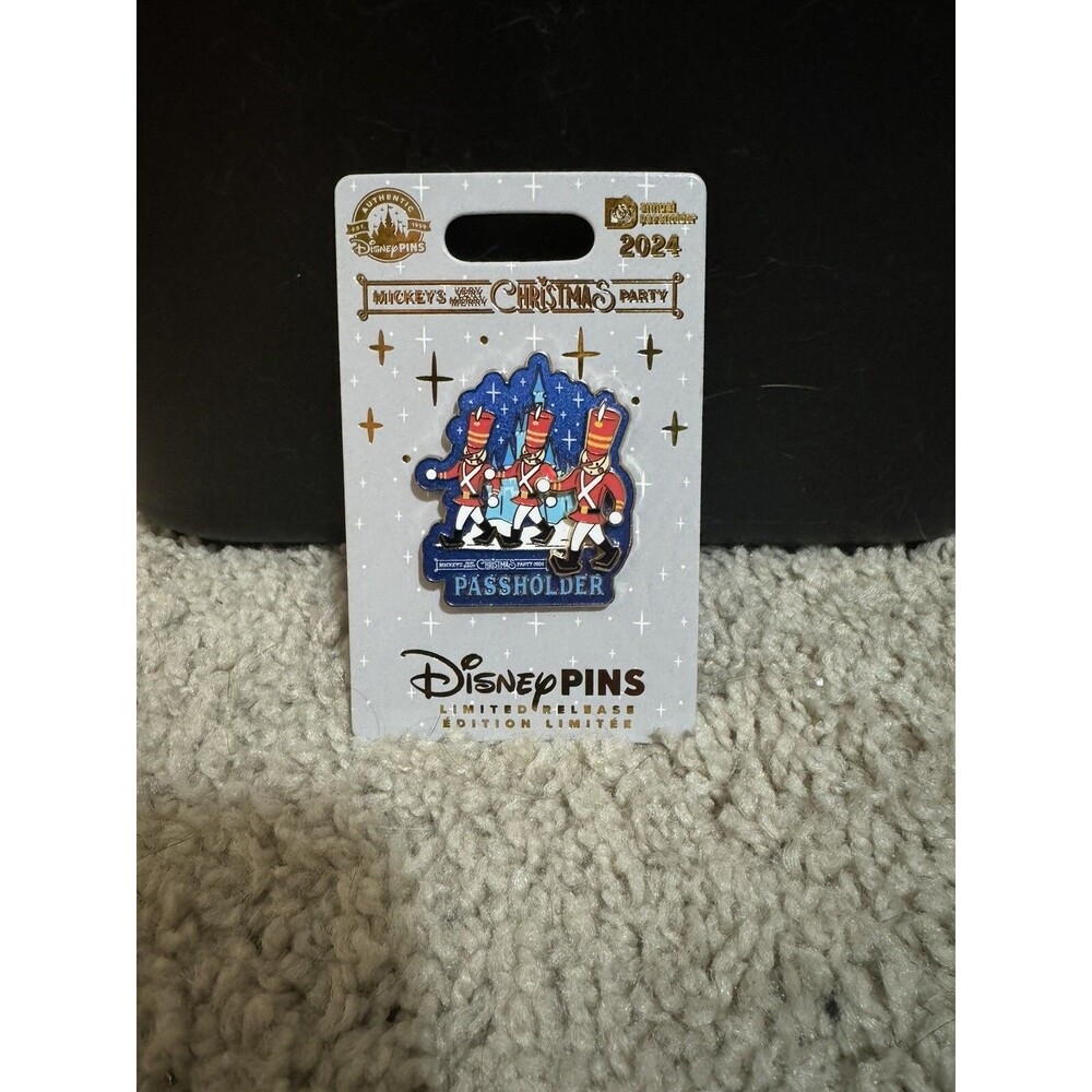 Disney Parks 2024 Mickeys Very Merry Christmas Party Toy Solider Passholder Pin
